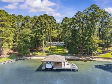 Lake Home For Sale in Milledgeville, Georgia