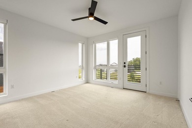 Welcome to Lakeshore Commons! This home is located in one of Oak - photo 6