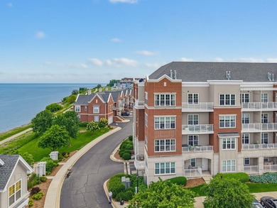 Enjoy lakefront living in the sought-after Park Shore - photo 3
