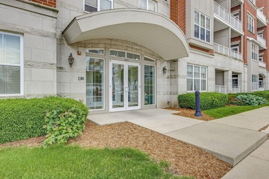 Enjoy lakefront living in the sought-after Park Shore - photo 5