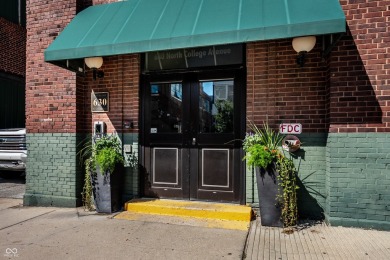 2 Bed/2 Bath/2 Parking Spots!!  **1 year of pre-paid HOA offered