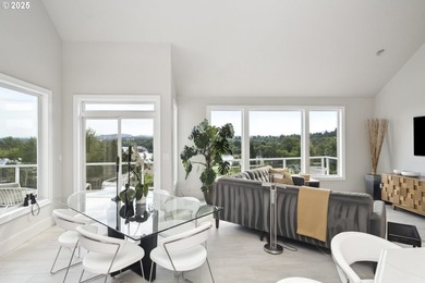Stunning views, high ceilings and abundant natural light take - photo 11