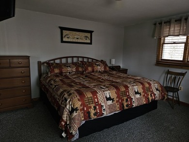 Amazing 4 bedroom , completely furnished! Lots of privacy and - photo 16