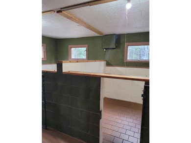 Great starter home on 2.7 acres in the popular Winchester- - photo 17