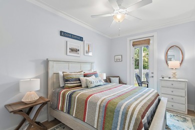 Ideally positioned overlooking the pool and just a short walk - photo 23