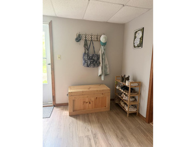 Amazing 4 bedroom , completely furnished! Lots of privacy and - photo 24