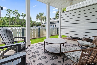 Ideally positioned overlooking the pool and just a short walk - photo 25