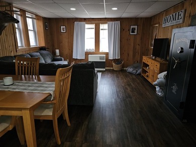 Amazing 4 bedroom , completely furnished! Lots of privacy and - photo 27
