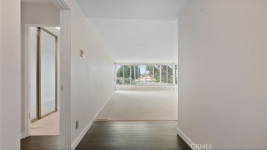 Indulge in a new level of coastal sophistication in prestigious - photo 7