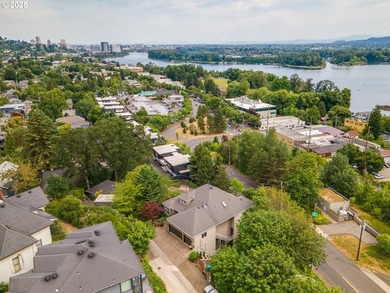 Stunning views, high ceilings and abundant natural light take - photo 46