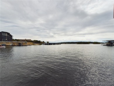 Lake of the Ozarks Condo For Sale in Lake Ozark Missouri