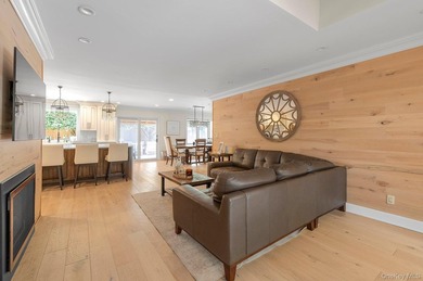 Welcome to 33 Nancy Blvd, an expansive modern and gorgeous - photo 13