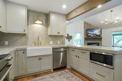 Waterfront Luxury. Fully Reimagined. Move-In Ready. Welcome to - photo 13