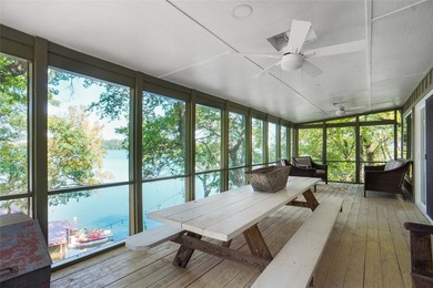 Waterfront Luxury. Fully Reimagined. Move-In Ready. Welcome to - photo 30