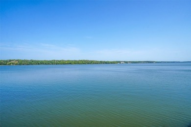 Waterfront Luxury. Fully Reimagined. Move-In Ready. Welcome to - photo 38