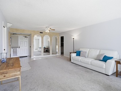 Enjoy easy living in this charming first-floor 2-bedroom - photo 4