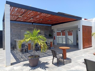 Discover this fully furnished and equipped 2-bedroom, 2-bathroom