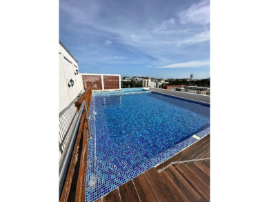 Discover this fully furnished and equipped 2-bedroom, 2-bathroom