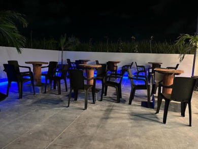 Discover this fully furnished and equipped 2-bedroom, 2-bathroom