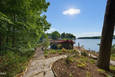 Private 3 bed, 4 bath home with 2 bonus rooms for additional - photo 11