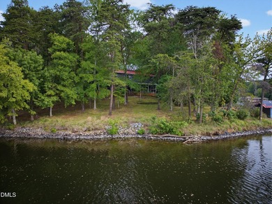 Private 3 bed, 4 bath home with 2 bonus rooms for additional - photo 12