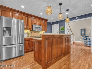 Welcome to 281 Cottage Drive, where classic lakefront living - photo 17