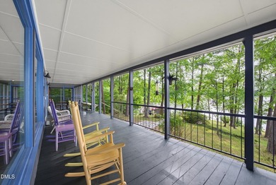 Private 3 bed, 4 bath home with 2 bonus rooms for additional - photo 23