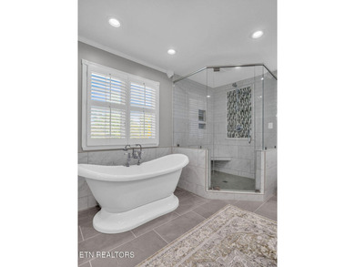 Welcome to 281 Cottage Drive, where classic lakefront living - photo 27