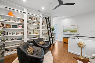 An entertainer's dream in the heart of South Tampa. Tucked away - photo 27