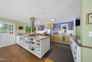 Private 3 bed, 4 bath home with 2 bonus rooms for additional - photo 27