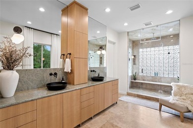 An entertainer's dream in the heart of South Tampa. Tucked away - photo 31