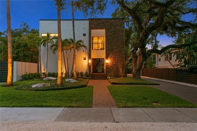 An entertainer's dream in the heart of South Tampa. Tucked away - photo 42