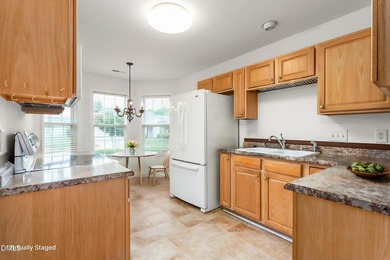 Welcome to this beautifully maintained, move-in-ready home - photo 5
