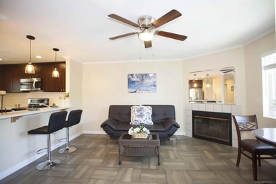 Light & Bright upper 2 bed/1bath, 796 sf Unit in the Verano of - photo 11