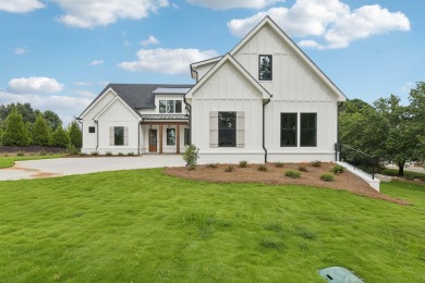 Lake Home For Sale in Eatonton, Georgia