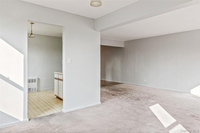 Spacious Corner 2-Bedrooms & 2 Full Bathrooms at Holly House - - photo 5
