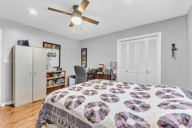 Beautifully updated, spacious home located in a quiet - photo 29