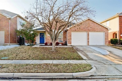 (private lake, pond, coastal) Home For Sale in Fort Worth Texas