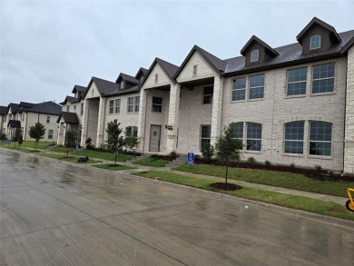 Lake Ray Hubbard Townhome/Townhouse For Sale in Rowlett Texas