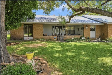 Lake LBJ Home For Sale in Kingsland Texas