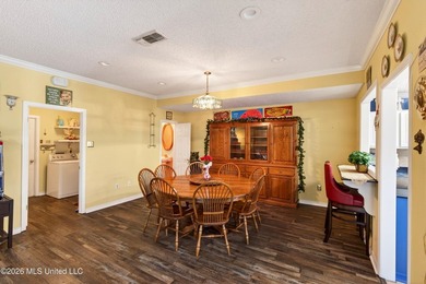 HURRY SELLER MUST SELL!!! UNBELIEVABLE PRICE ON THIS 2834 SQ FT - photo 12