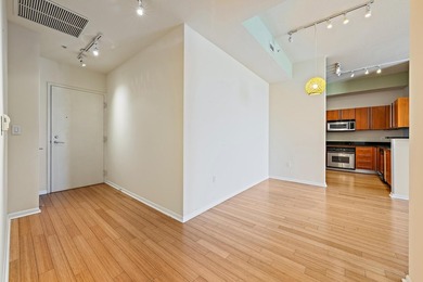 2 parking spaces PLUS valet! Penthouse-level living with 10' - photo 2