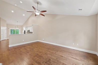 Enjoy carefree condo living in this spacious upper-level - photo 23
