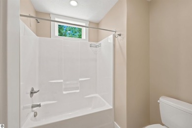 Enjoy carefree condo living in this spacious upper-level - photo 27