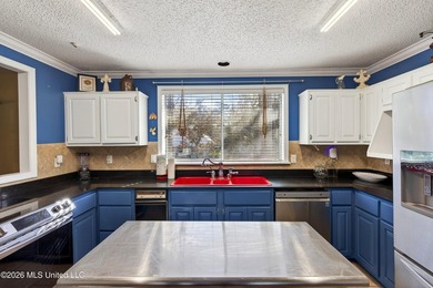 HURRY SELLER MUST SELL!!! UNBELIEVABLE PRICE ON THIS 2834 SQ FT - photo 32