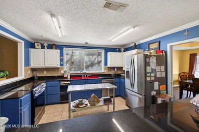 HURRY SELLER MUST SELL!!! UNBELIEVABLE PRICE ON THIS 2834 SQ FT - photo 36