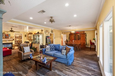 HURRY SELLER MUST SELL!!! UNBELIEVABLE PRICE ON THIS 2834 SQ FT - photo 39