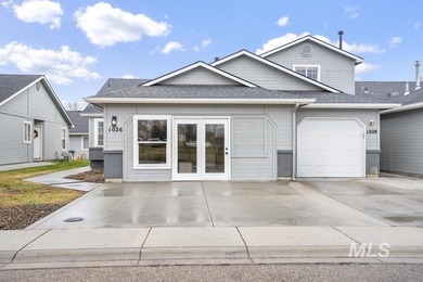 Lake Lowell Townhome/Townhouse For Sale in Nampa Idaho