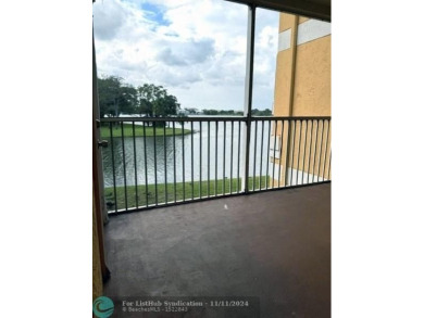 Lake Jubilee Condo For Sale in Oakland Park Florida