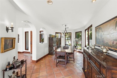 Air Conditioned Beautiful spacious indoor/ outdoor home on a - photo 9
